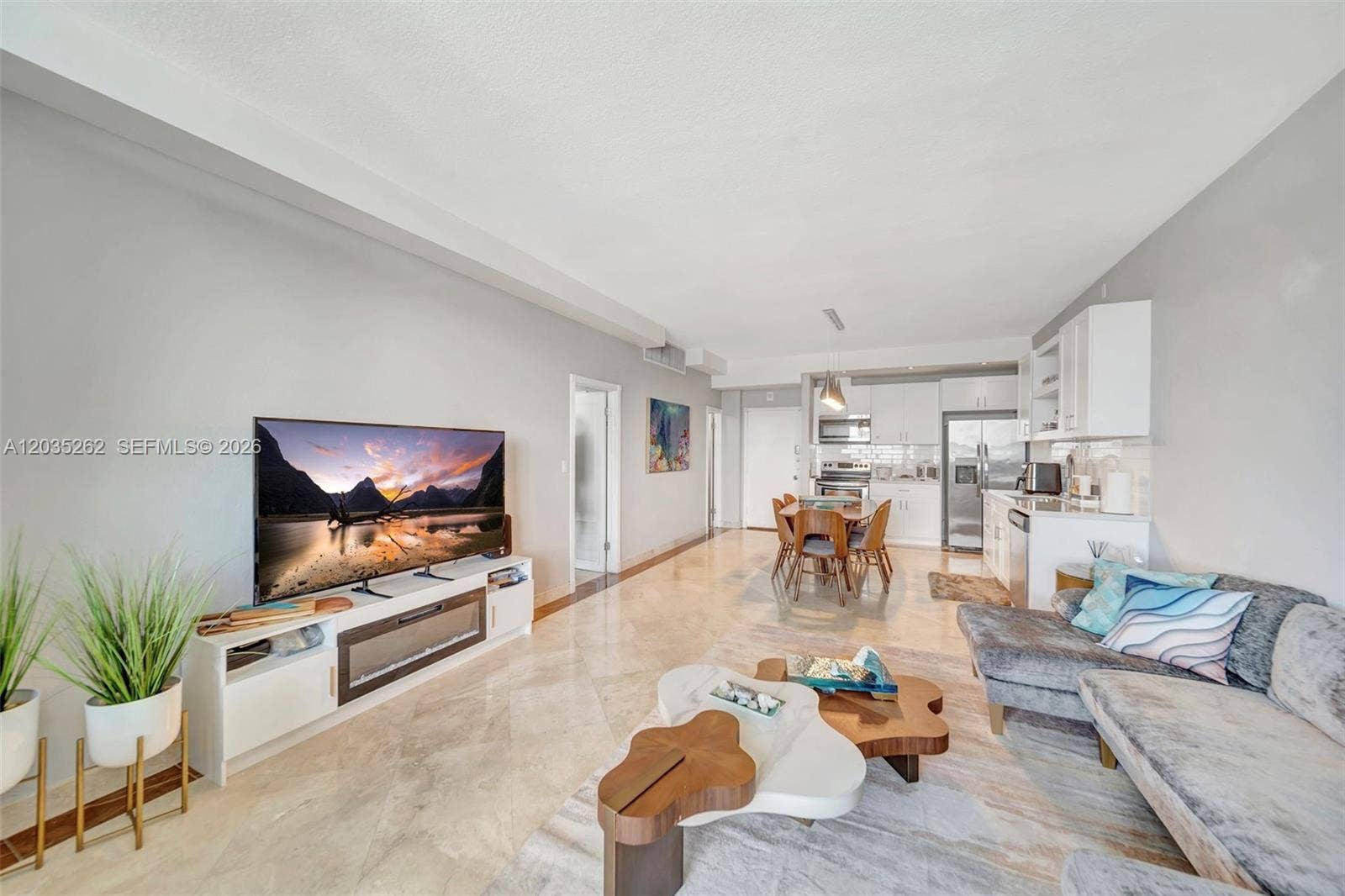 5005 Collins Avenue, #PH02, Miami Beach, FL 33140 Photo 8