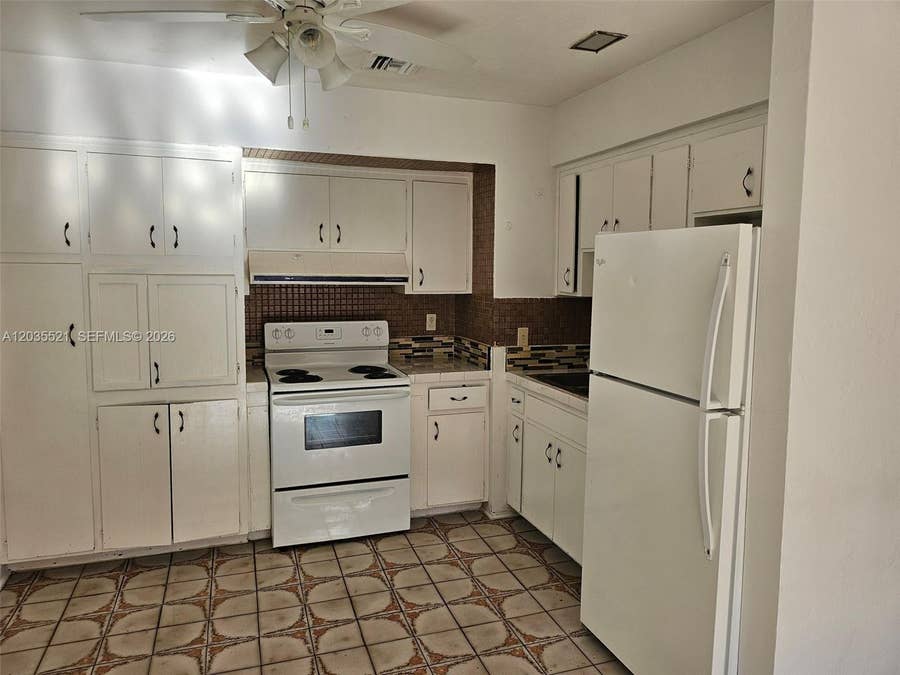 Property photo for 709 NE 4th Court, #6, Hallandale Beach, FL