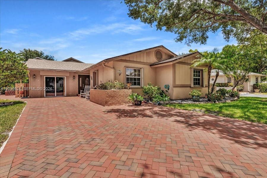 Property photo for 2155 Nova Village Drive, Davie, FL