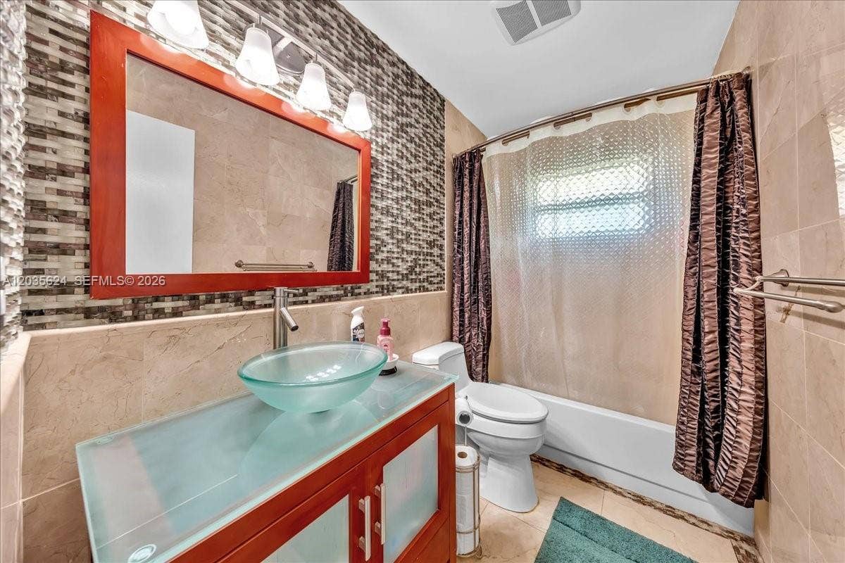 2155 Nova Village Drive, Davie, FL 33317 Photo 15