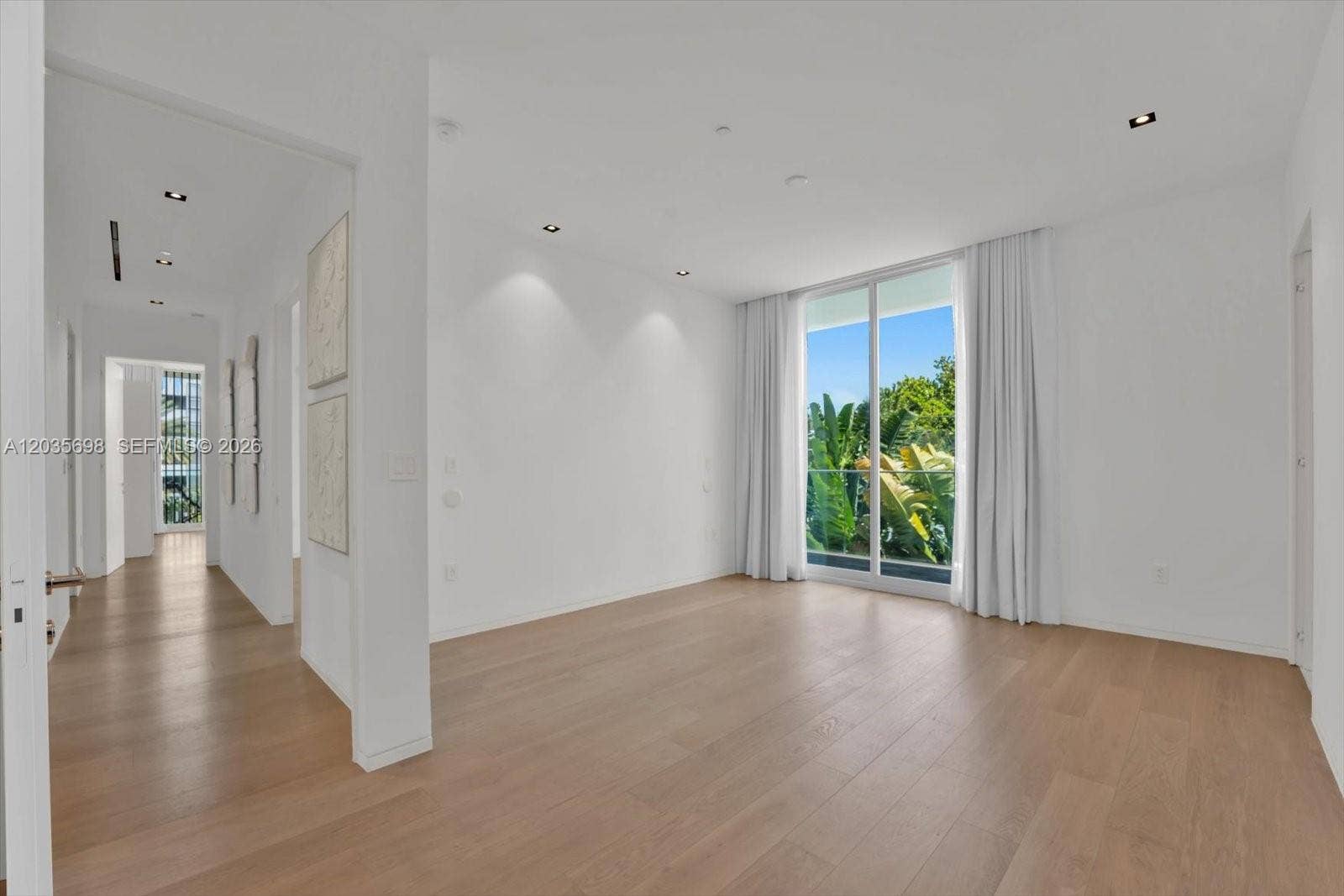 810 W 47 Court, Miami Beach, FL 33140 Photo 21