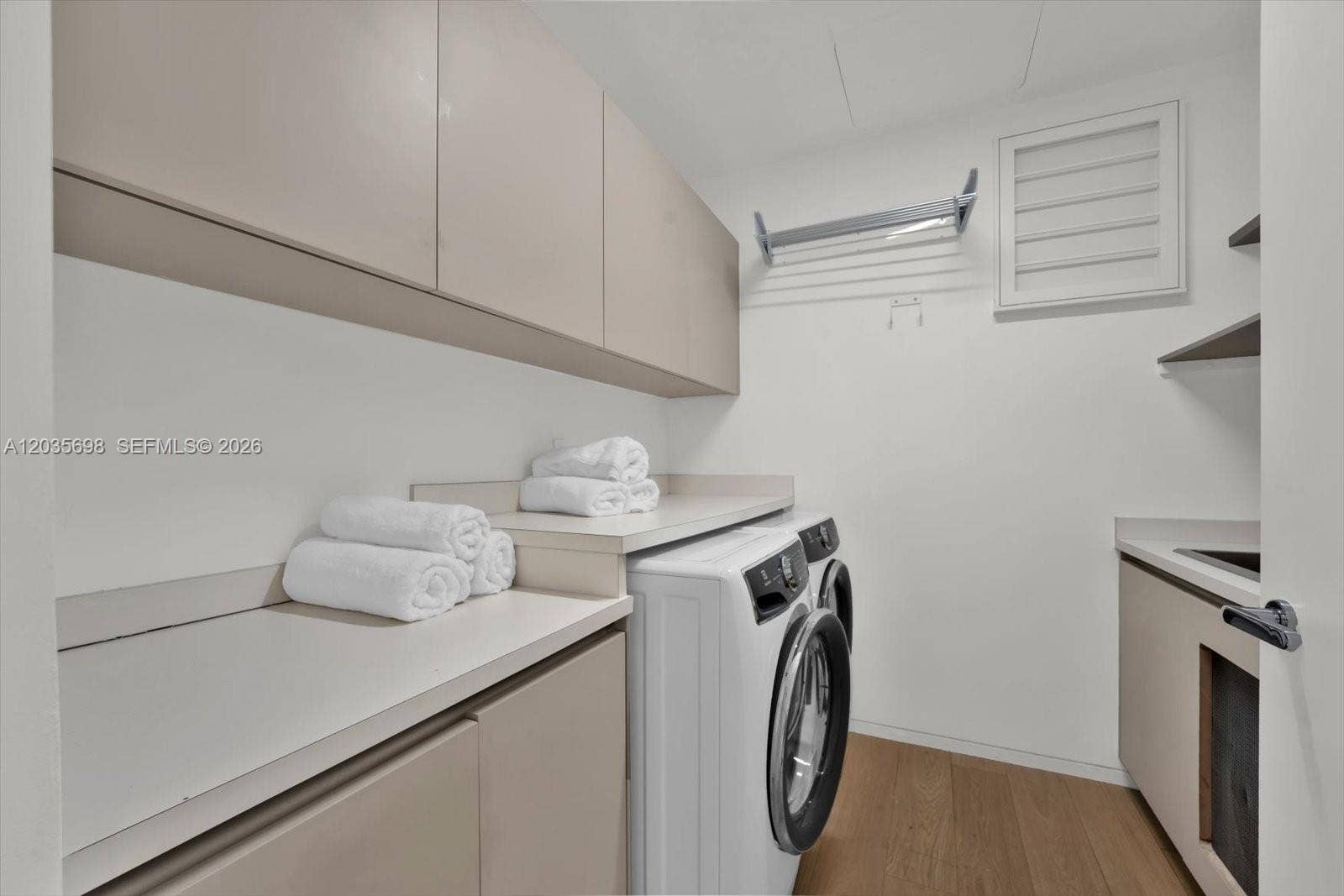 810 W 47 Court, Miami Beach, FL 33140 Photo 30