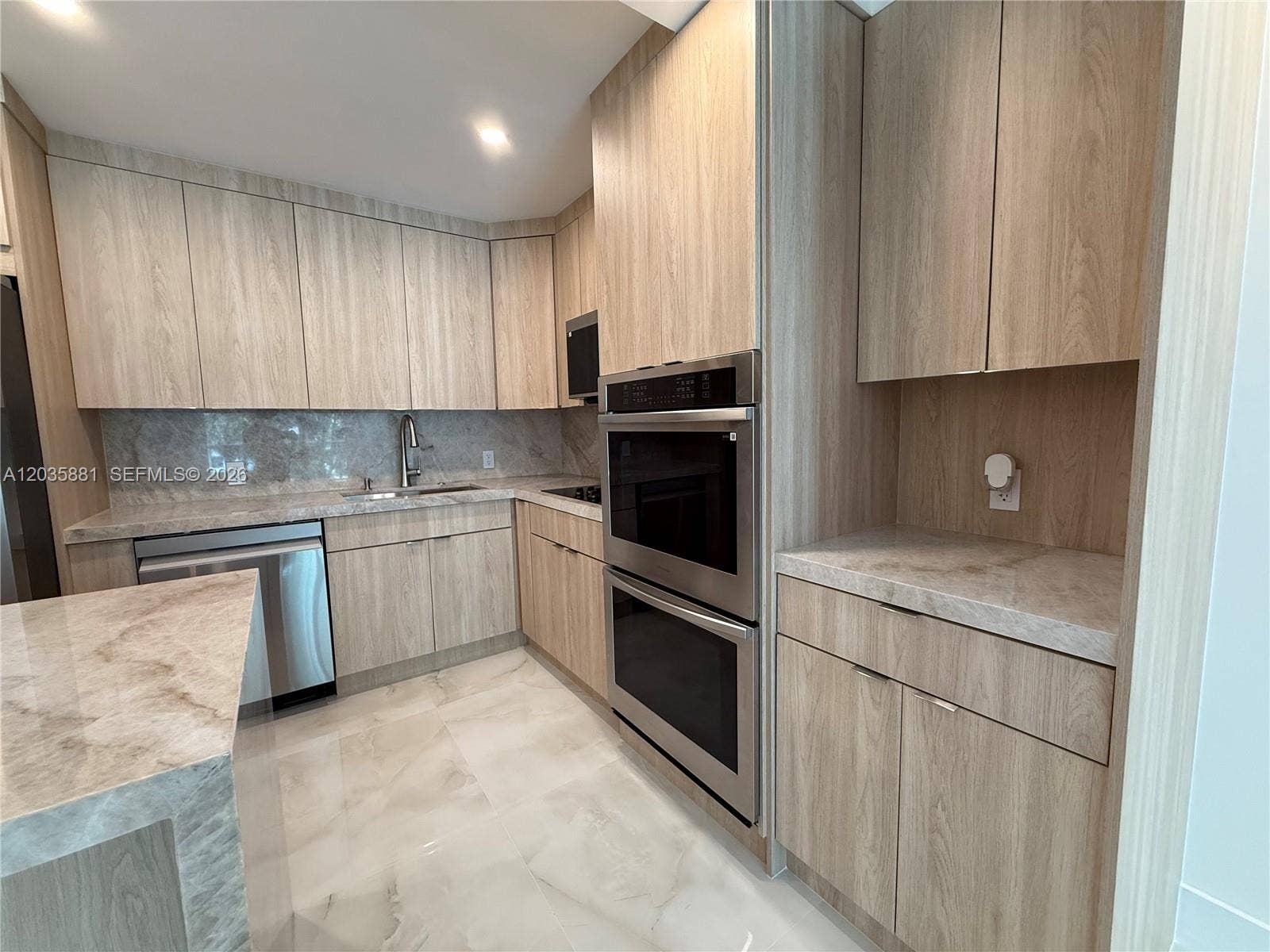 19390 Collins Avenue, #224, Sunny Isles Beach, Sunny Isles Beach, FL 33160 Photo 11