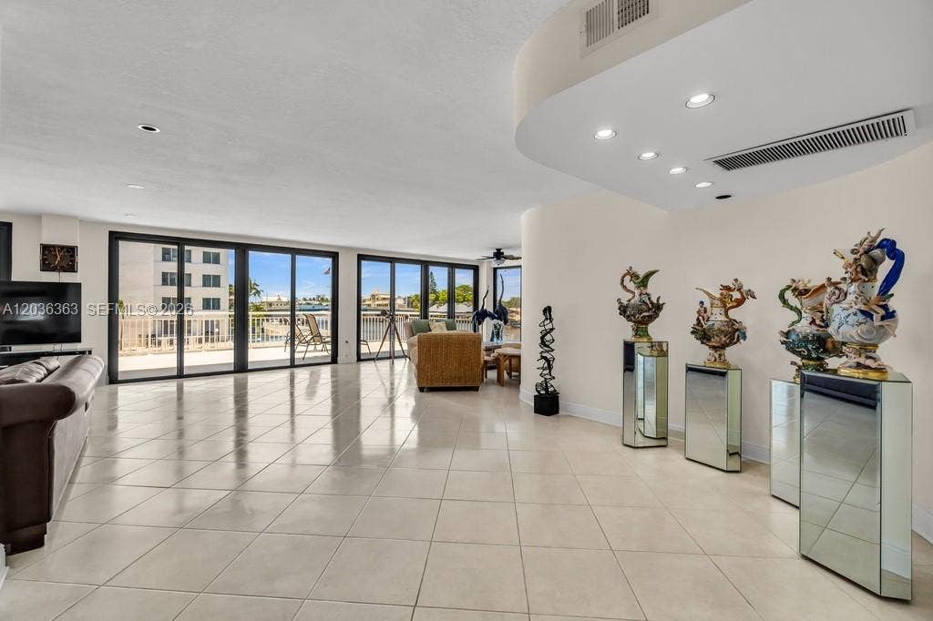 3100 NE 48th Street, #212, Fort Lauderdale, FL 33308 Photo 13