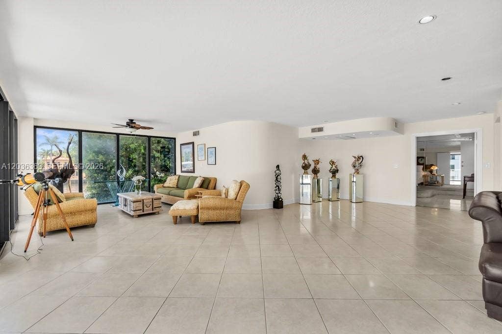 3100 NE 48th Street, #212, Fort Lauderdale, FL 33308 Photo 8