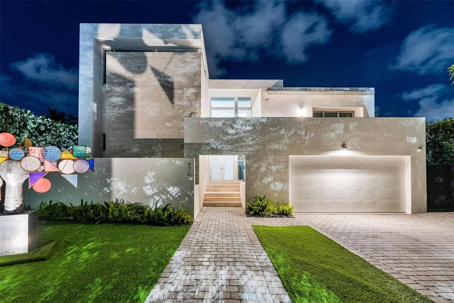 Property photo for 470 S Shore Drive, Miami Beach, FL