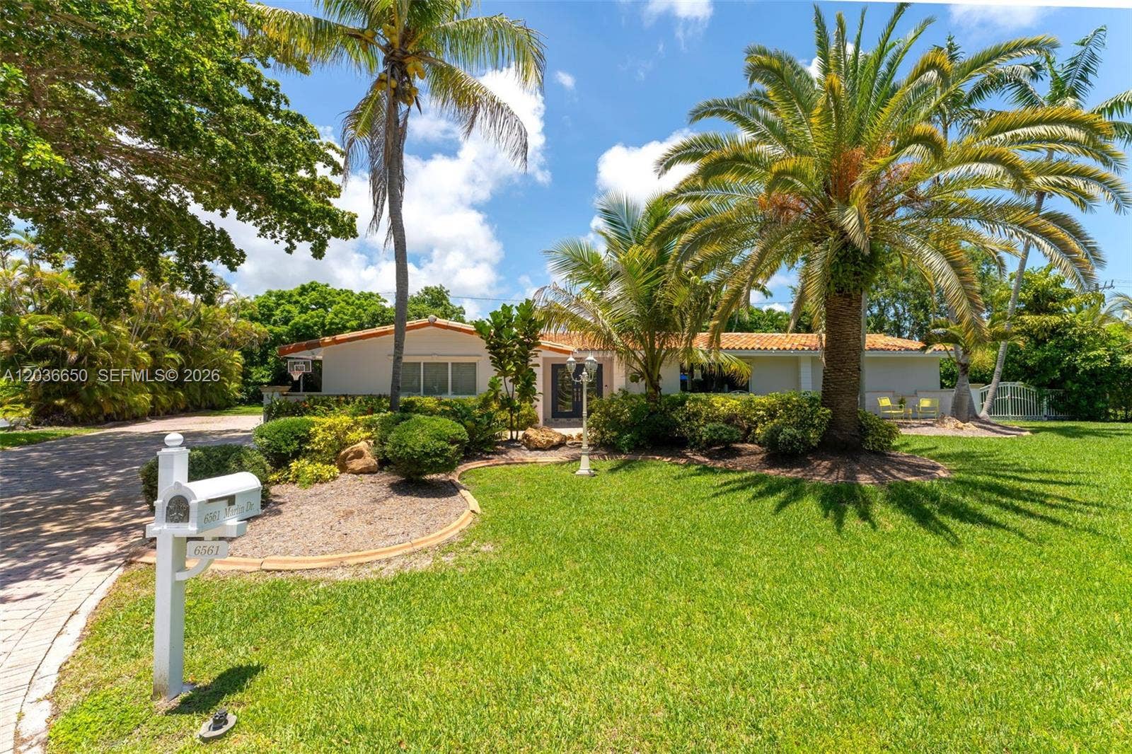 6561 Marlin Drive, Coral Gables, FL 33158 Photo 1