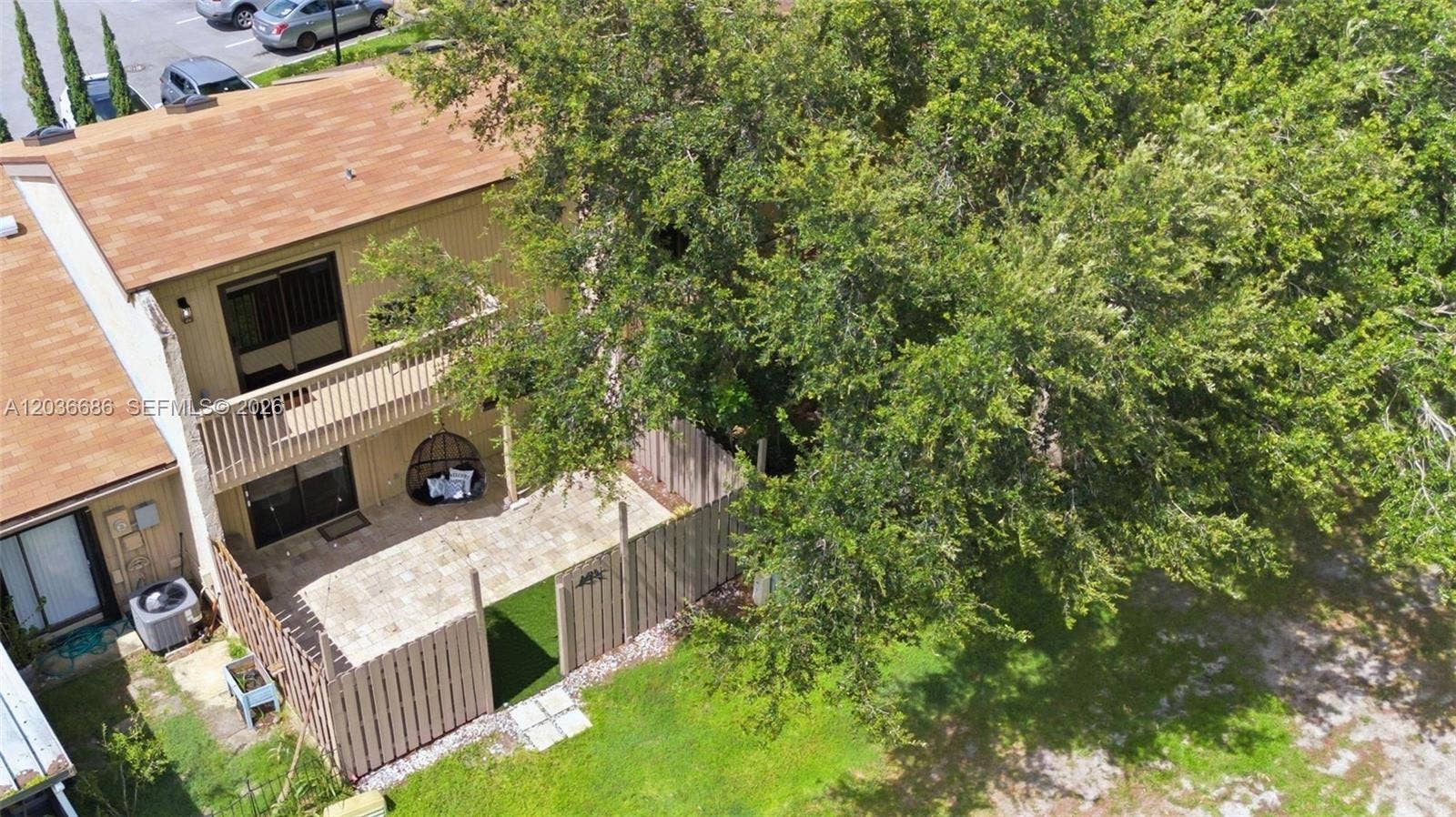 2152 SW 81st Way, Davie, FL 33324 Photo 11
