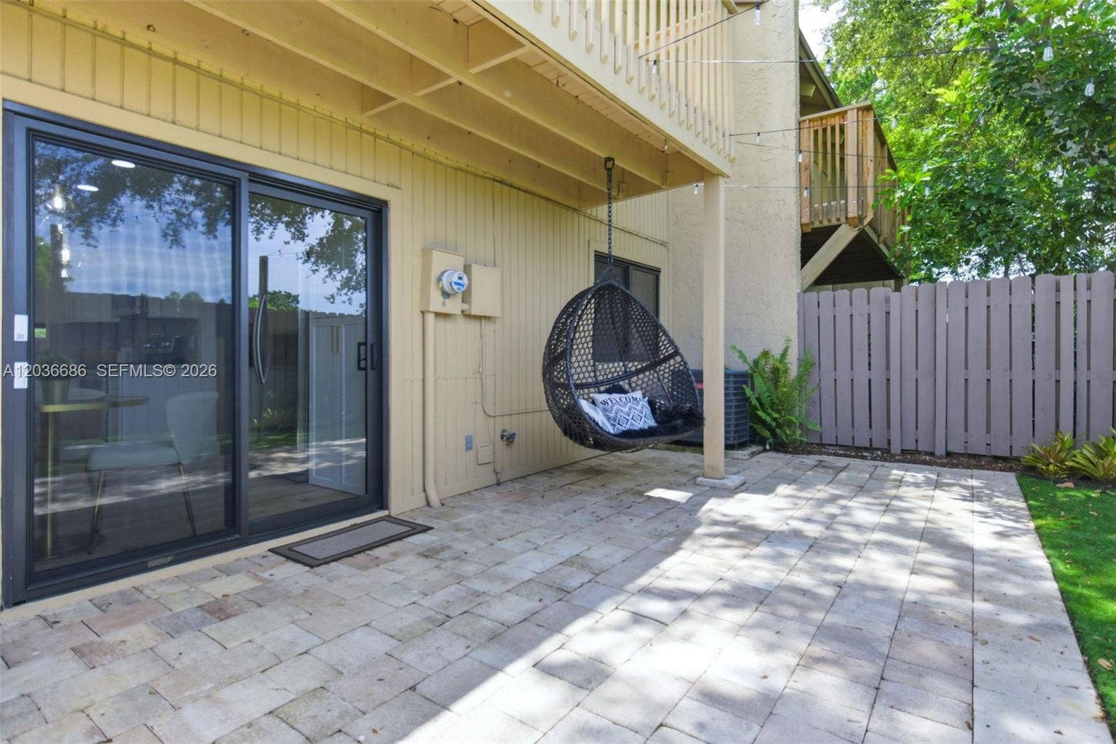 2152 SW 81st Way, Davie, FL 33324 Back patio