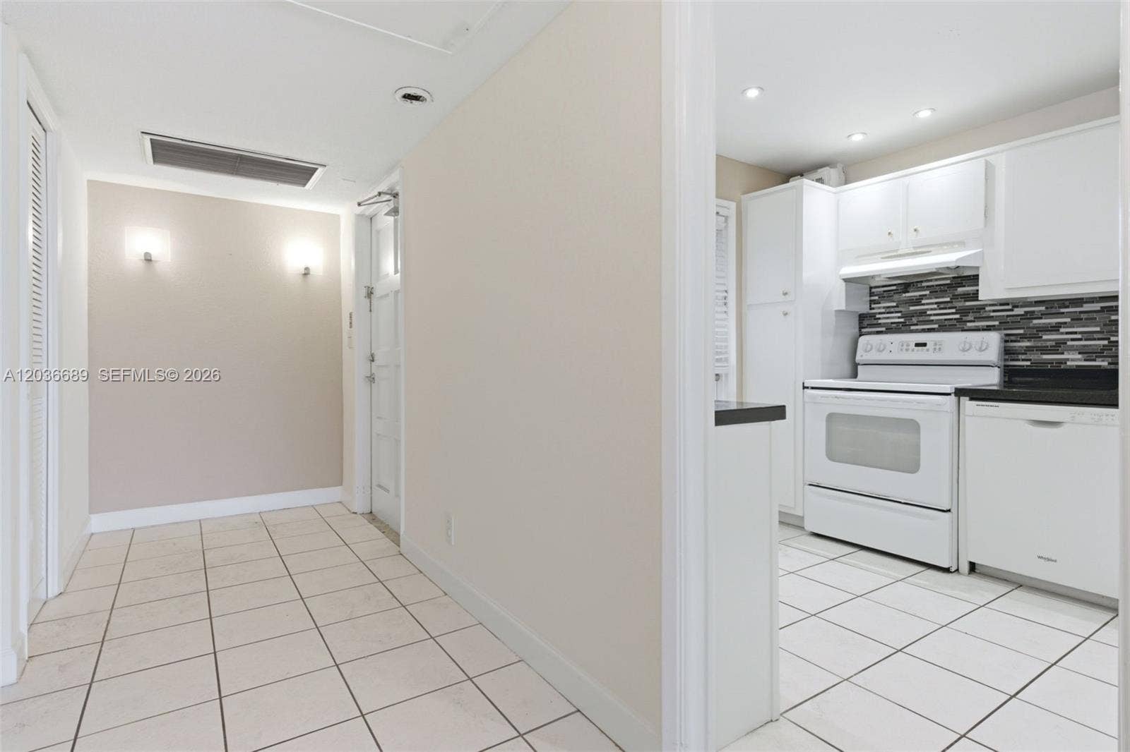 3200 N Palm Aire Drive, #501, Pompano Beach, FL 33069 Photo 10
