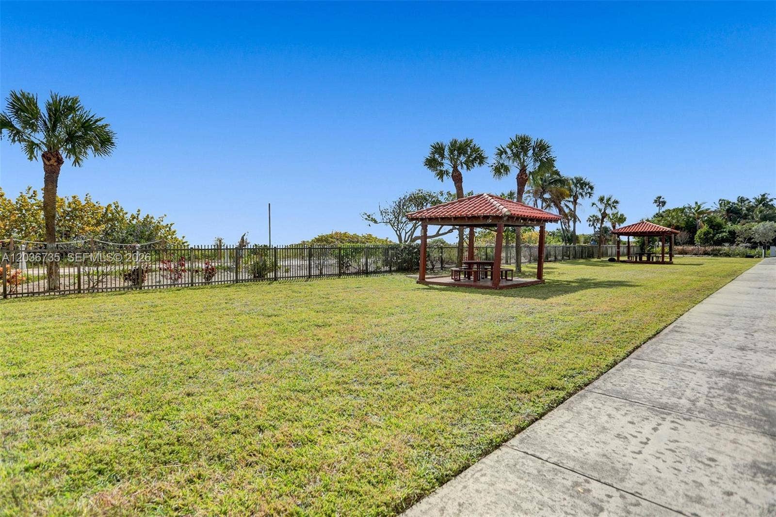 2555 Collins Avenue, #1508, Miami Beach, FL 33140 Photo 48