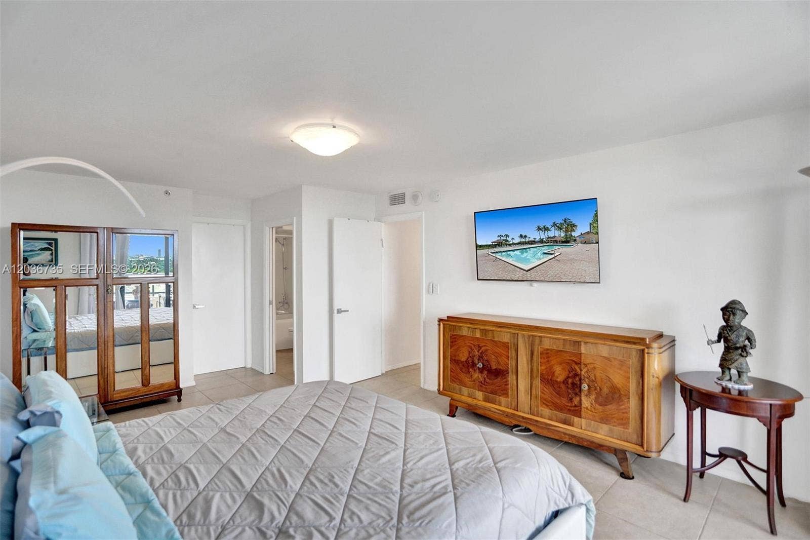2555 Collins Avenue, #1508, Miami Beach, FL 33140 Photo 24