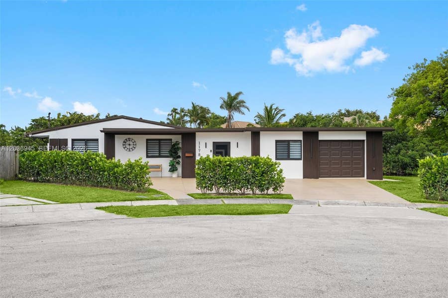 Property photo for 1178 Grant Street, Hollywood, FL