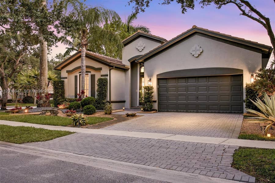 Property photo for 19308 Stonebrook Street, Weston, FL