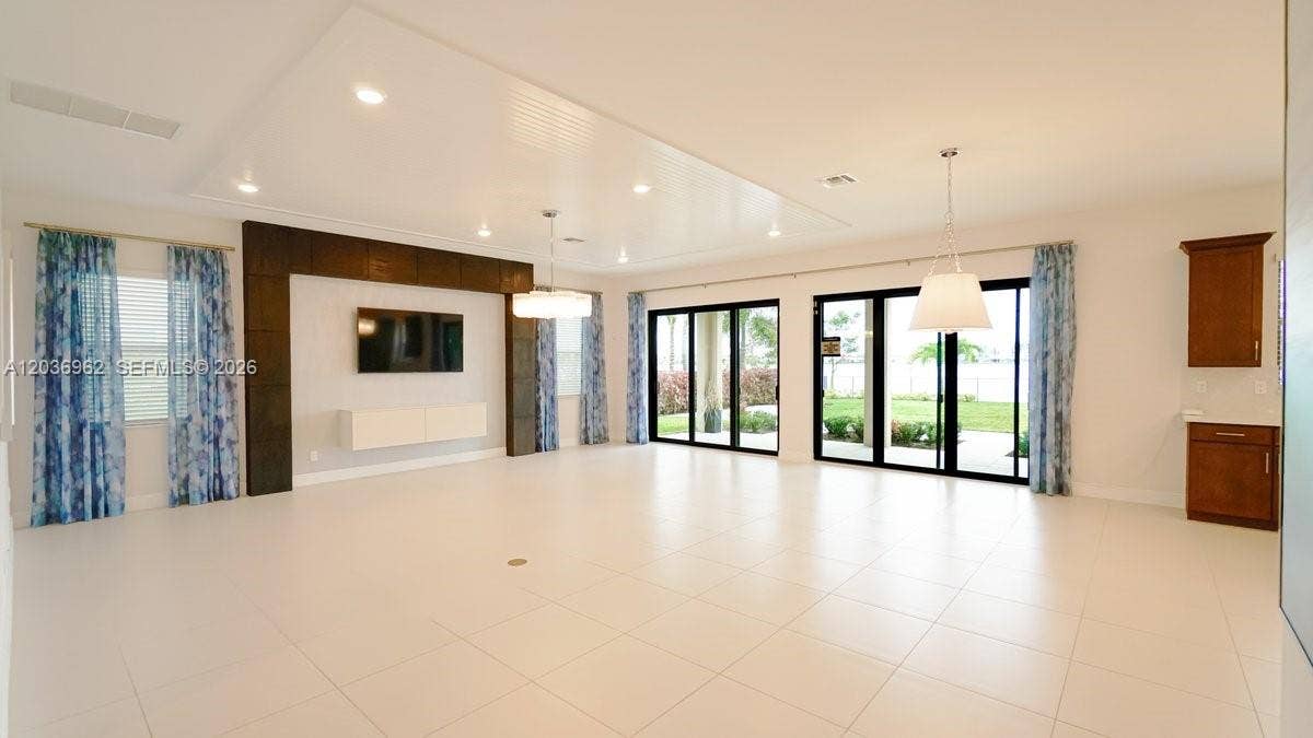 8725 Parkland Bay Drive, Parkland, FL 33076 Photo 26