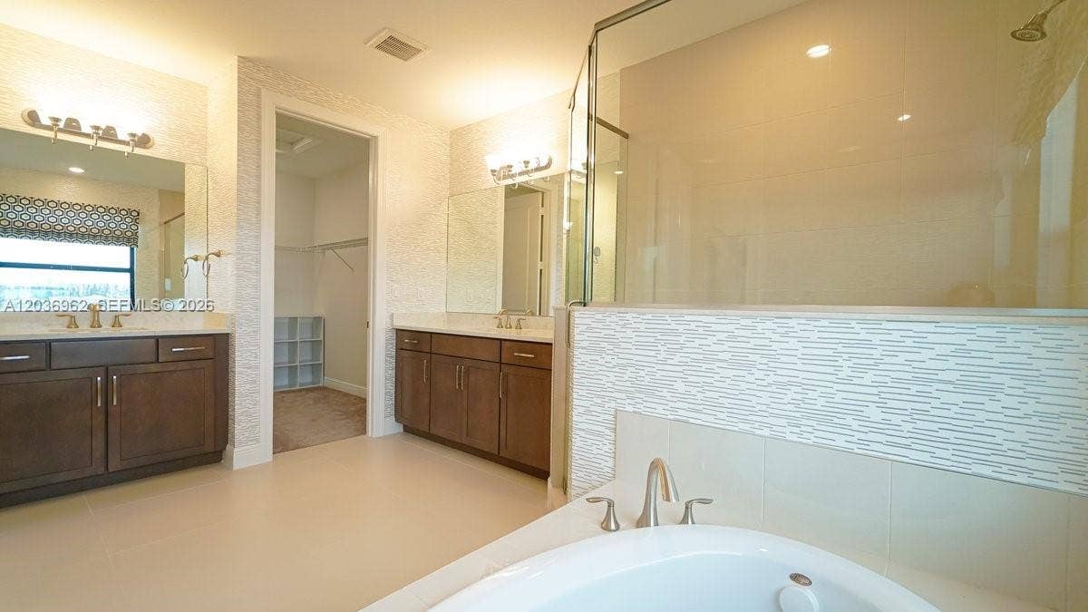8725 Parkland Bay Drive, Parkland, FL 33076 Photo 48