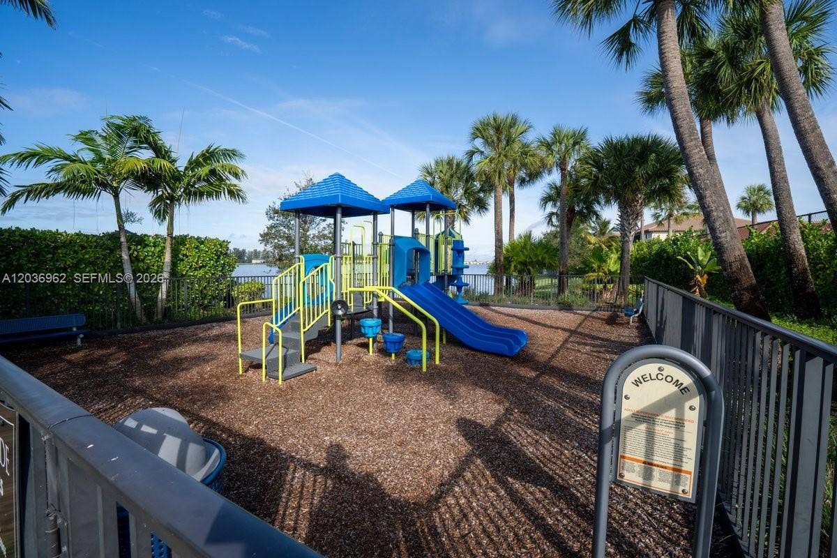 8725 Parkland Bay Drive, Parkland, FL 33076 Kids Playground