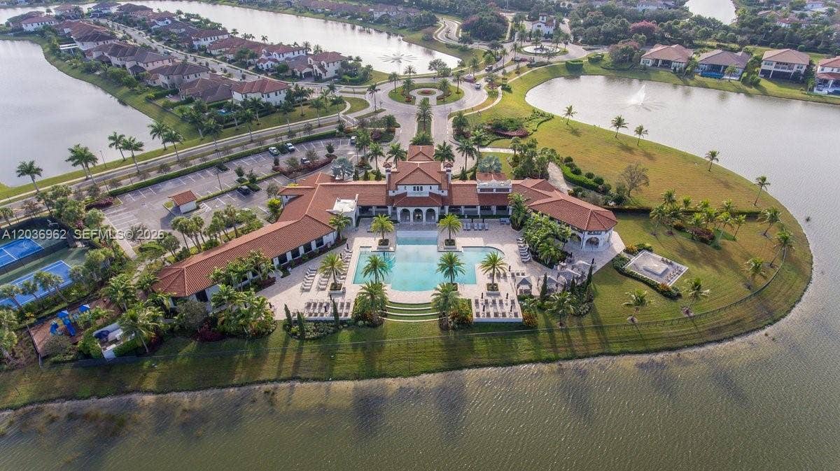 8725 Parkland Bay Drive, Parkland, FL 33076 Club House View
