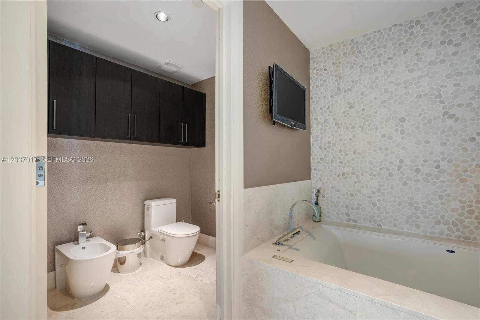 17121 Collins Avenue, #3304, Sunny Isles Beach, Sunny Isles Beach, FL 33160 Master