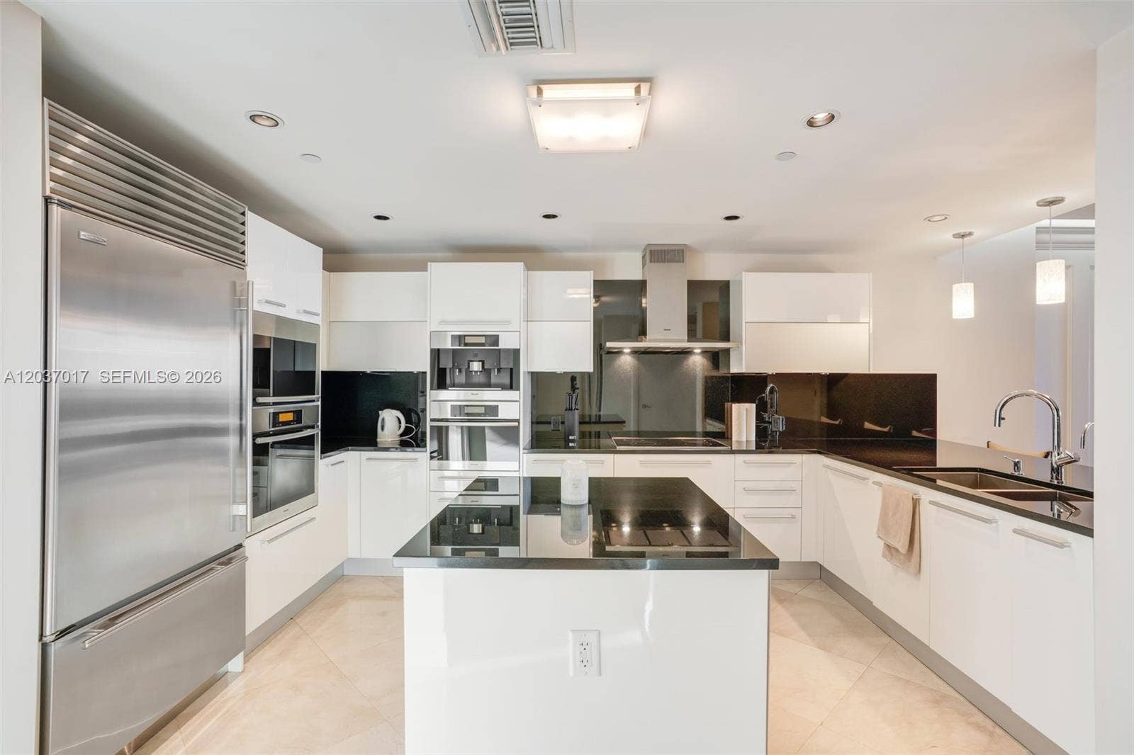 17121 Collins Avenue, #3304, Sunny Isles Beach, Sunny Isles Beach, FL 33160 Photo 6