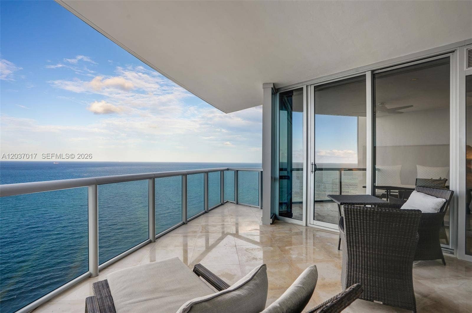 17121 Collins Avenue, #3304, Sunny Isles Beach, Sunny Isles Beach, FL 33160 Master/Living