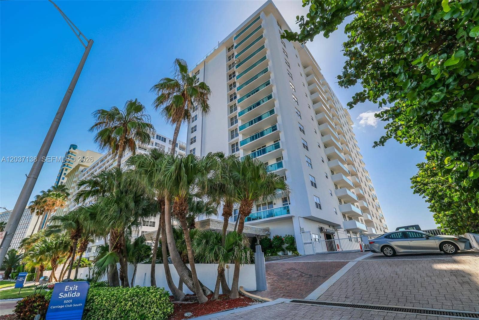5001 Collins Avenue, #6E, Miami Beach, FL 33140 Photo 2