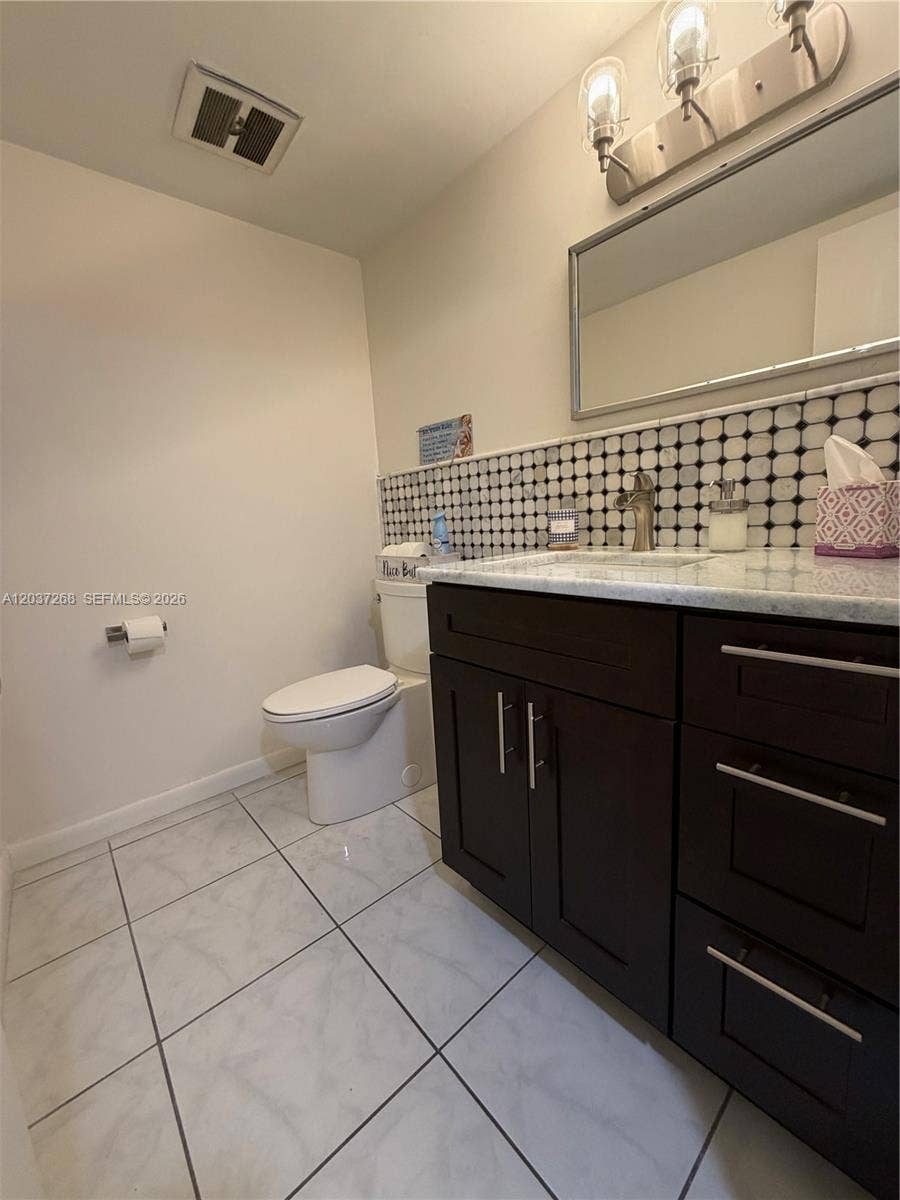 1965 S Ocean Boulevard, #208, Lauderdale-By-The-Sea, Lauderdale By The Sea, FL 33062 Photo 10