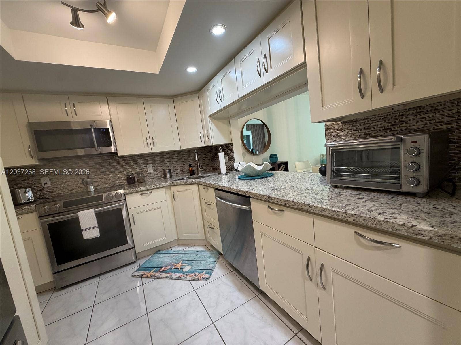 1965 S Ocean Boulevard, #208, Lauderdale-By-The-Sea, Lauderdale By The Sea, FL 33062 Photo 8