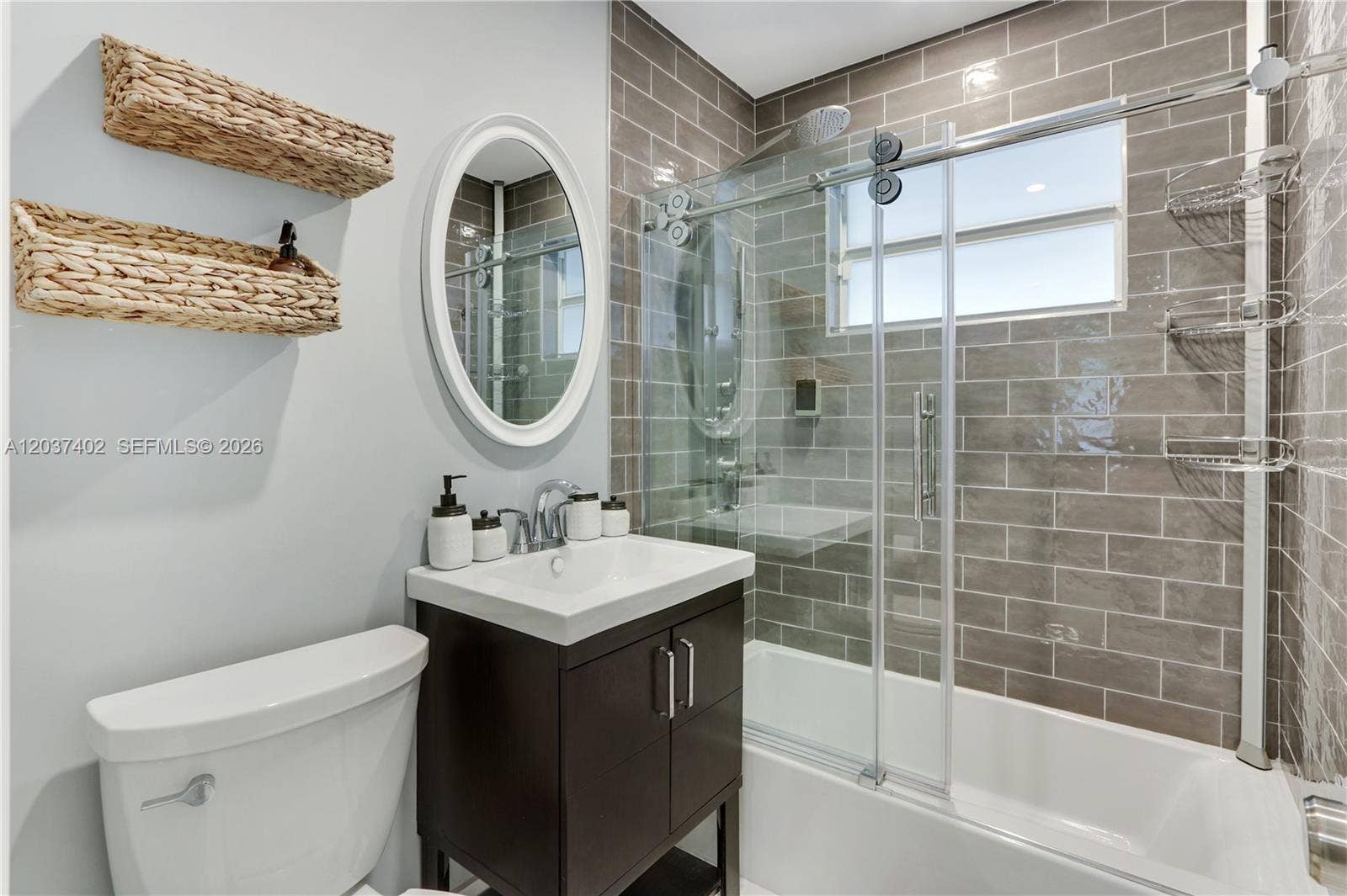 424 NE 27th Drive, Wilton Manors, FL 33334 Photo 8