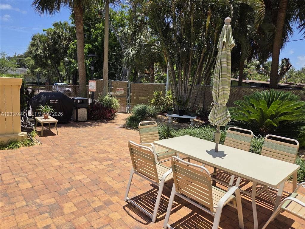2400 NE 10th Street, #104, Pompano Beach, Pompano Beach, FL 33062 Photo 19