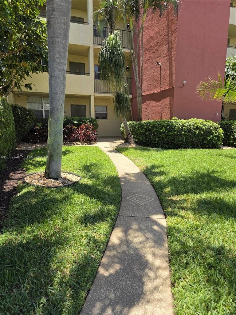 2400 NE 10th Street, #104, Pompano Beach, Pompano Beach, FL 33062 Photo 25