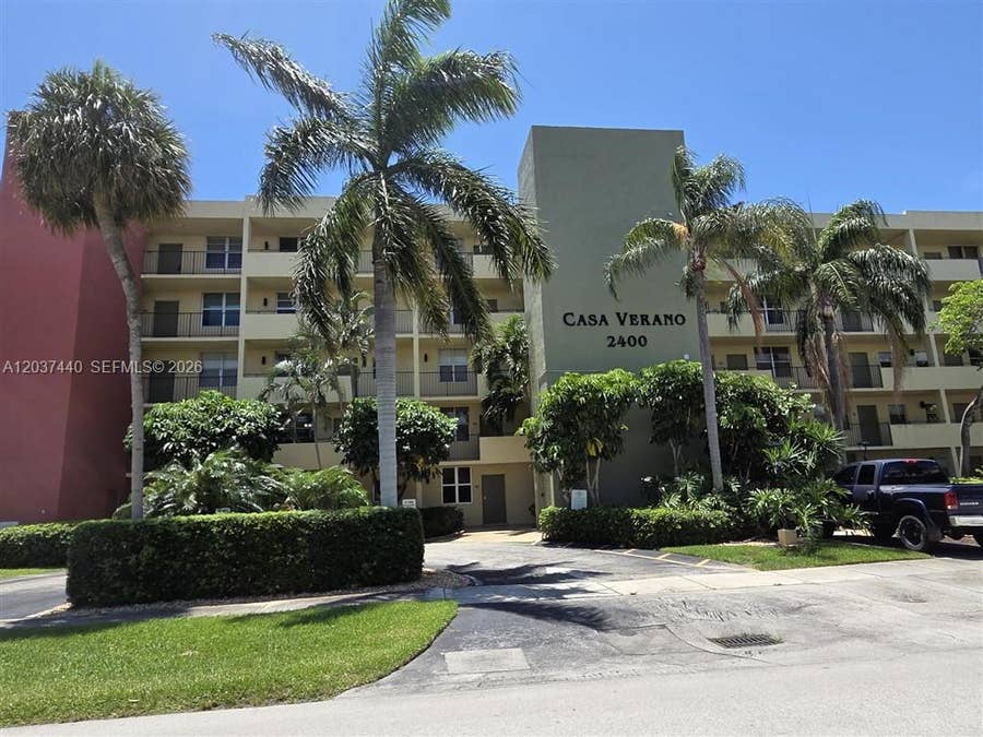 Property photo for 2400 NE 10th Street, #104, Pompano Beach, FL