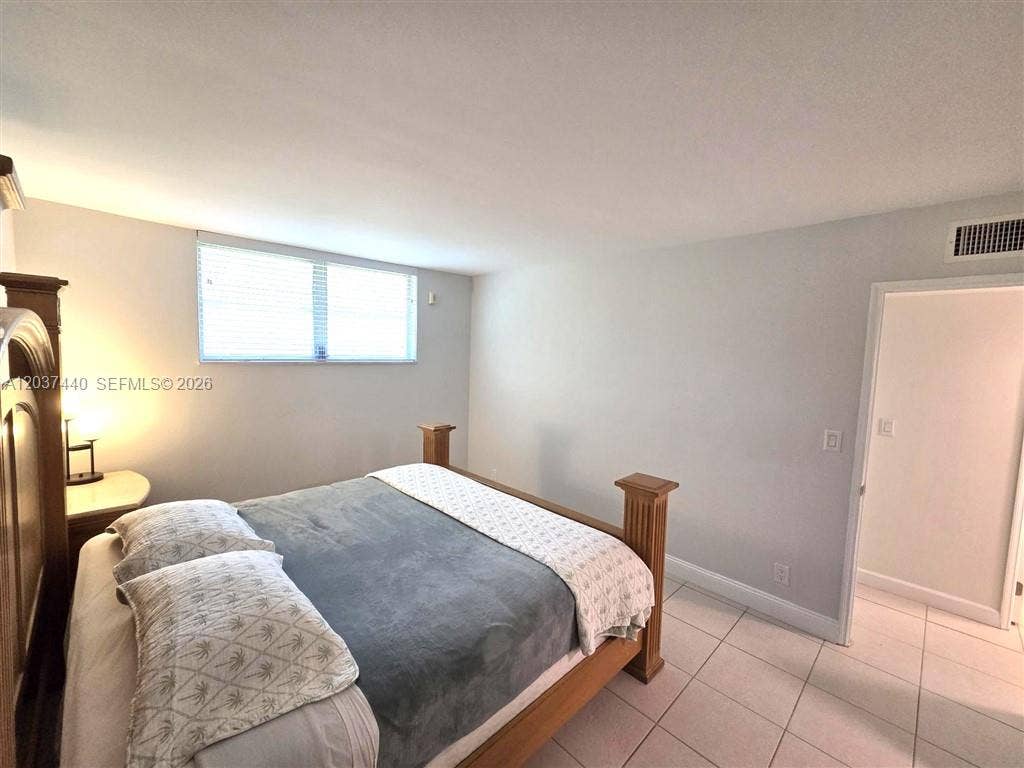 2400 NE 10th Street, #104, Pompano Beach, Pompano Beach, FL 33062 Photo 15