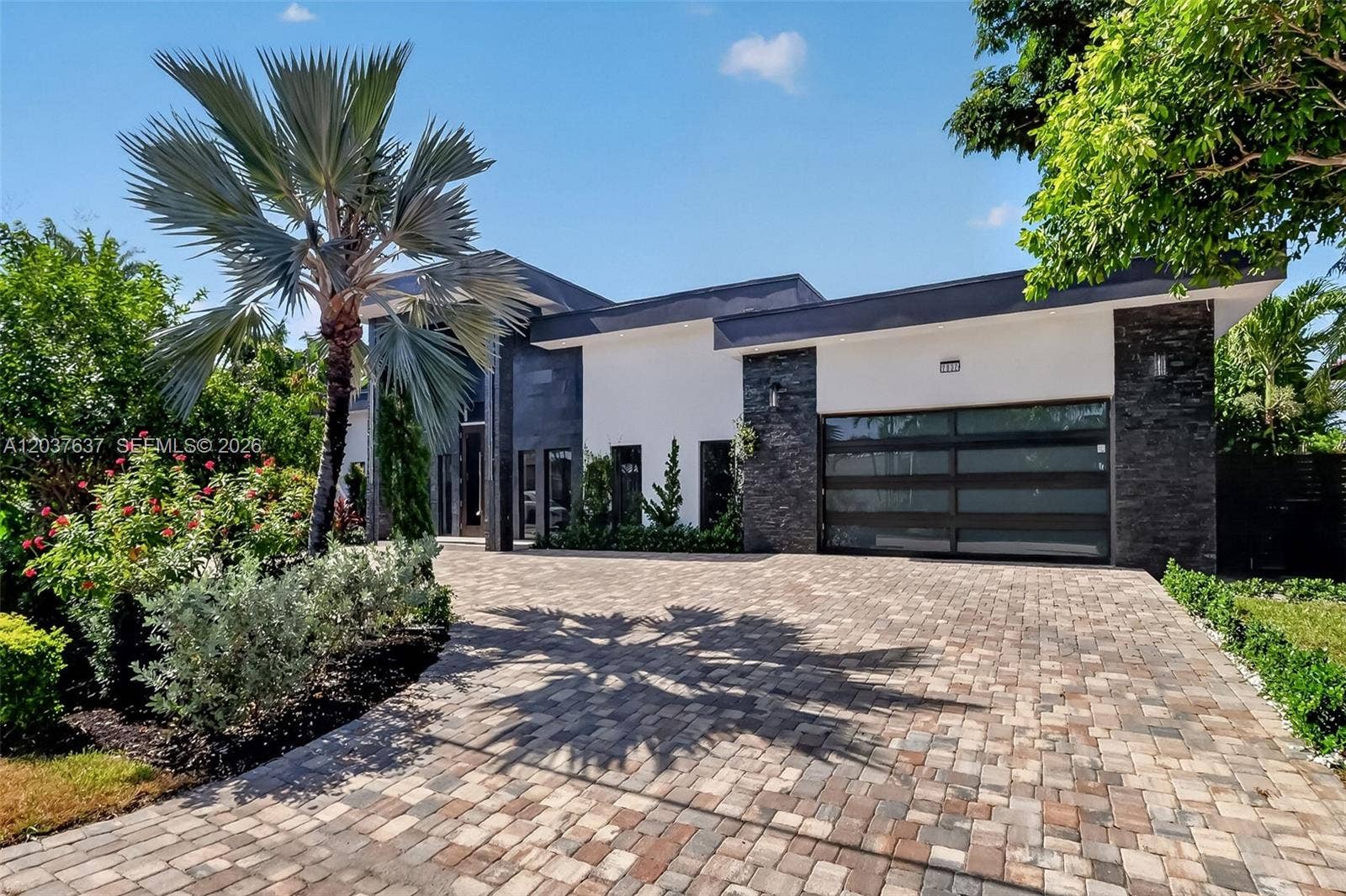 2832 NE 24th Court, Fort Lauderdale, FL 33305 Photo 11