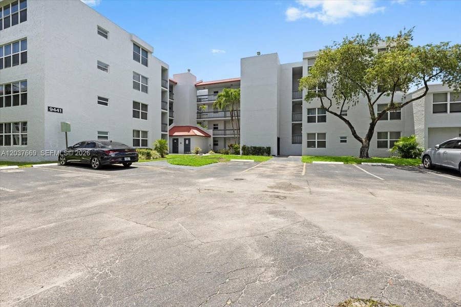 Property photo for 9441 Evergreen Place, #206, Davie, FL