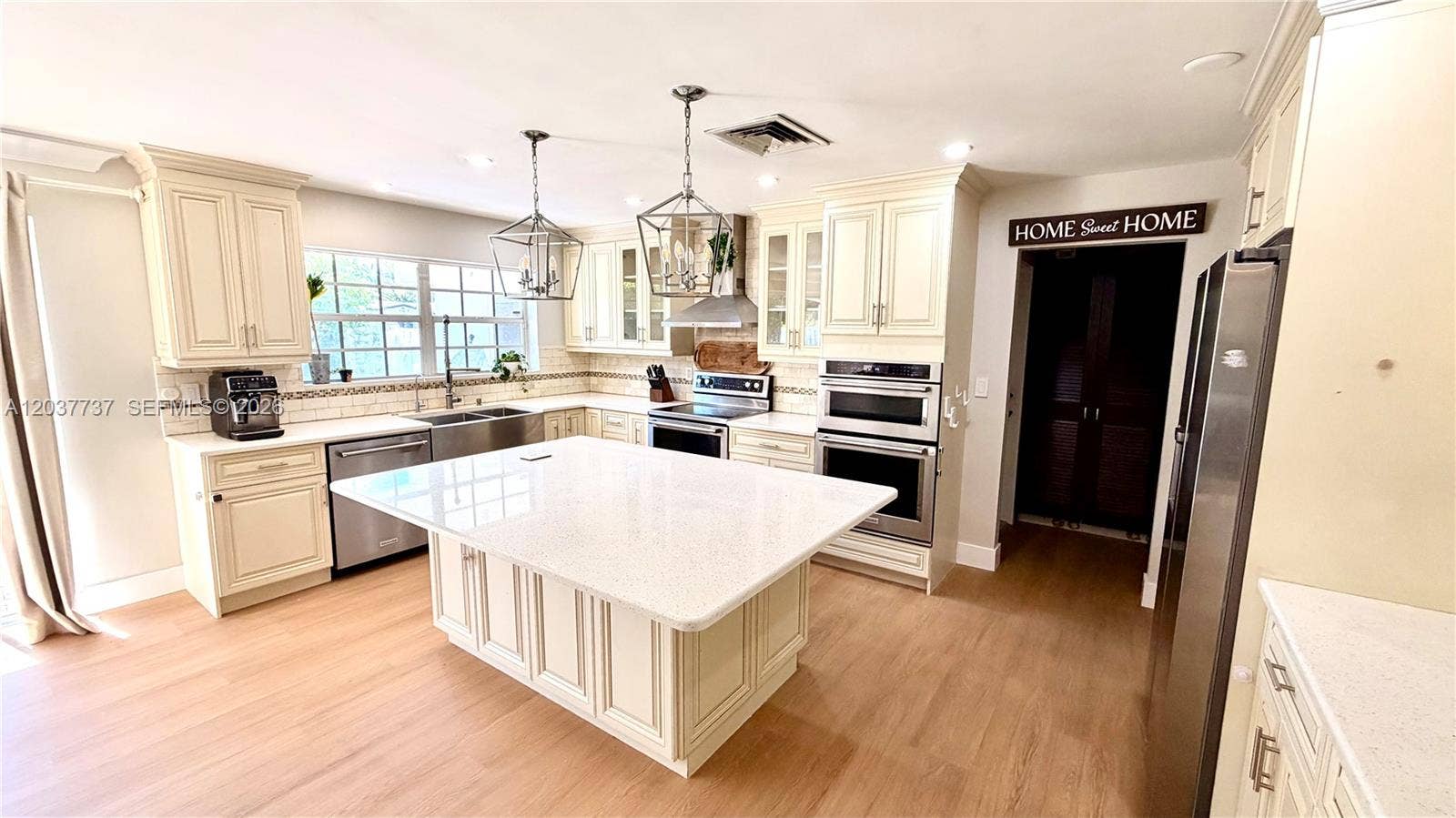 2409 Bayview Drive, Fort Lauderdale, FL 33305 Photo 10