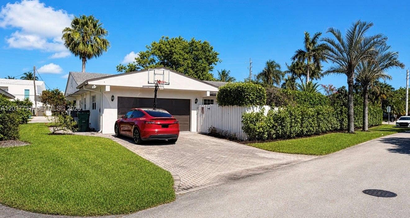2409 Bayview Drive, Fort Lauderdale, FL 33305 Photo 36