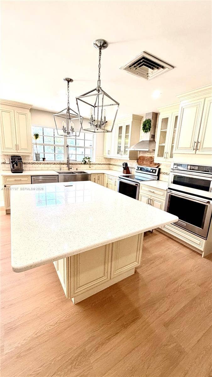 2409 Bayview Drive, Fort Lauderdale, FL 33305 Photo 13