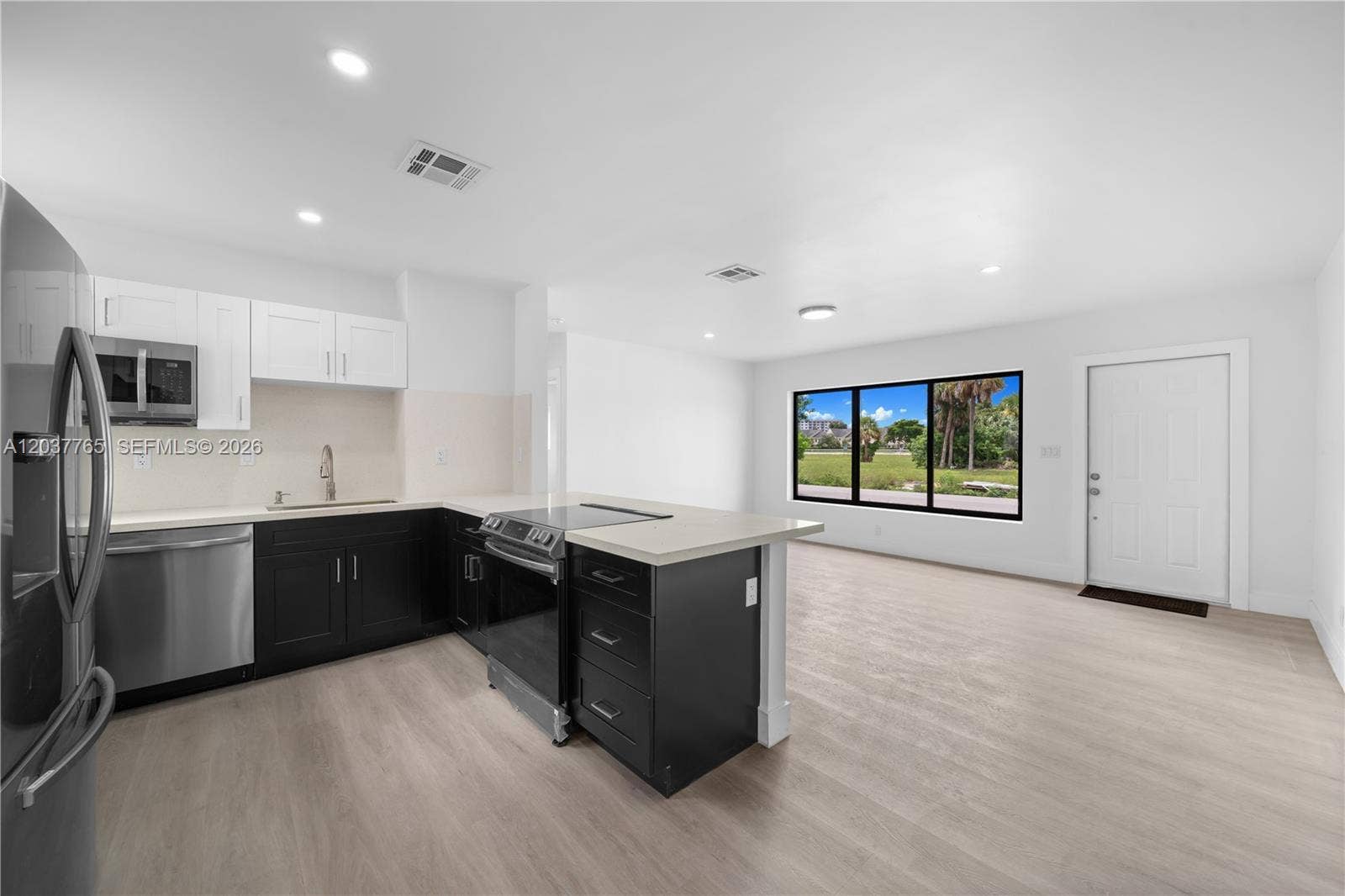 2983 NW 1st Street, Pompano Beach, FL 33069 Photo 3