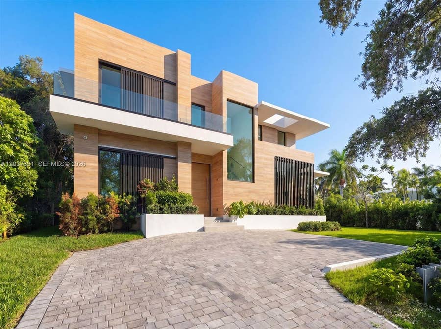 Property photo for 4430 Nautilus Drive, Miami Beach, FL