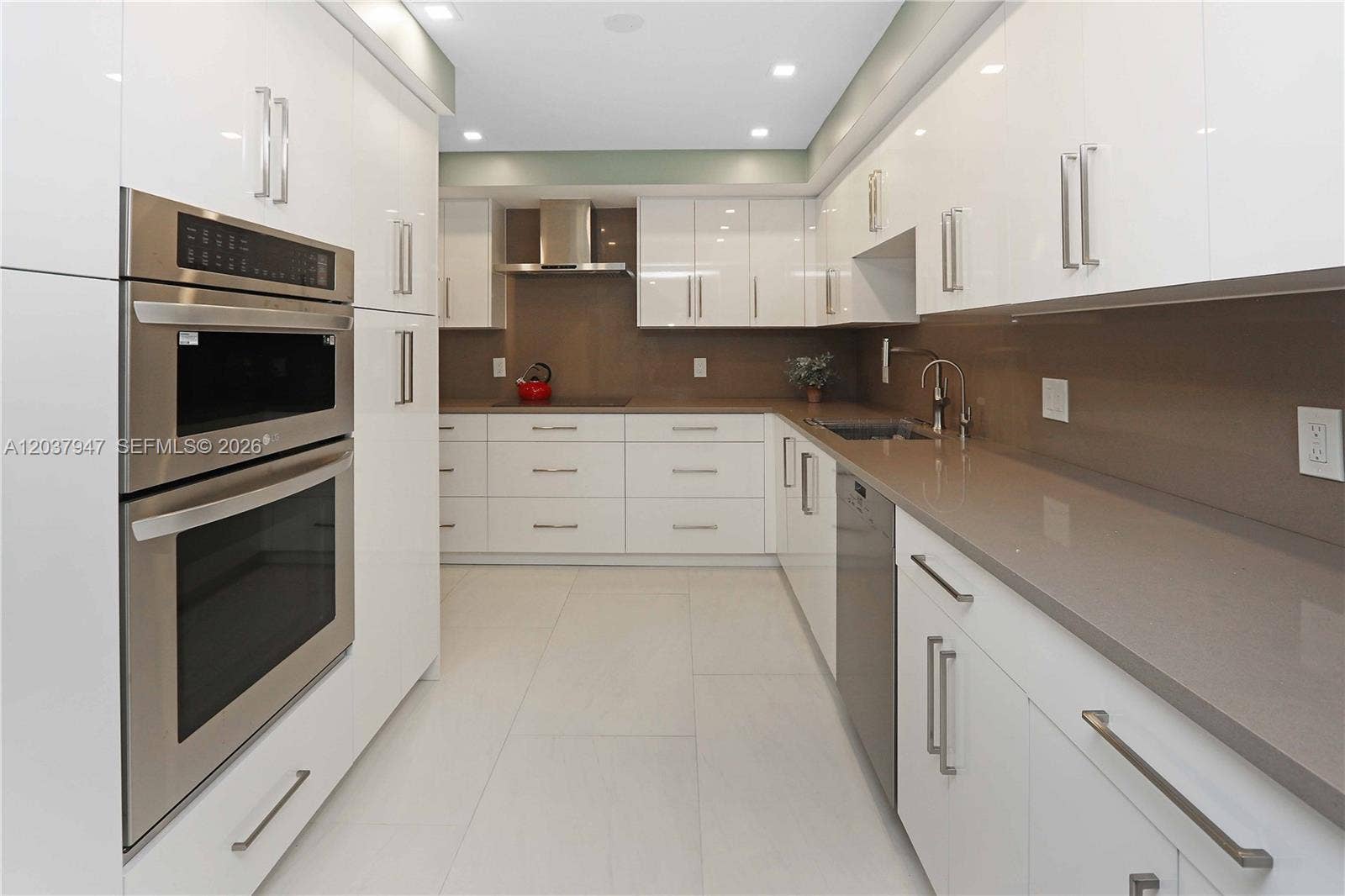 3900 Galt Ocean Drive, #403, Fort Lauderdale, FL 33308 Photo 9