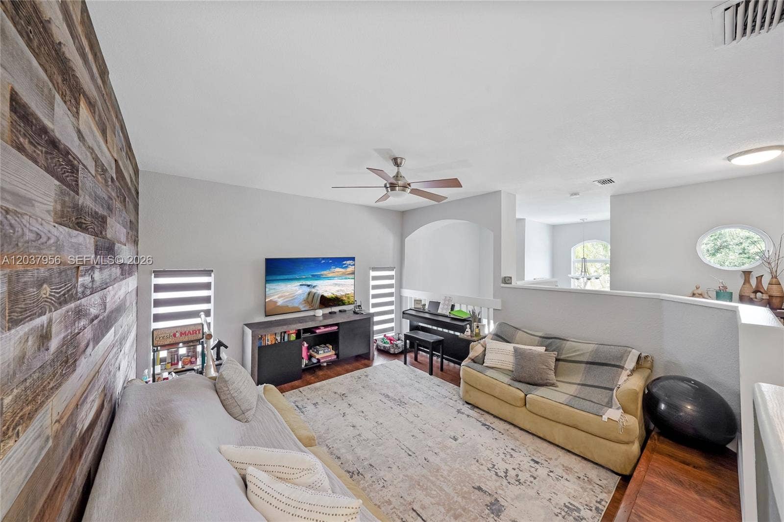 4152 Sapphire Terrace, Weston, Weston, FL 33331 Huge loft/TV room upstairs