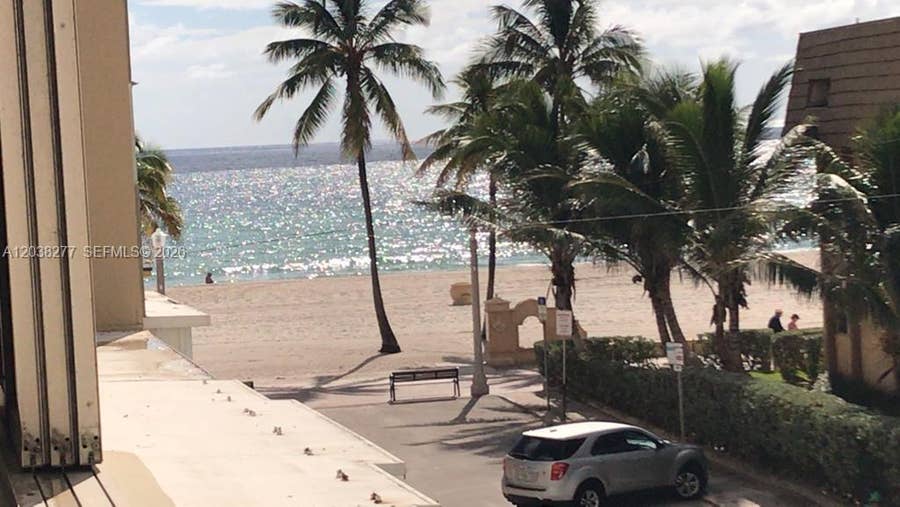 Property photo for 320 S Surf Road, #305, Hollywood, FL