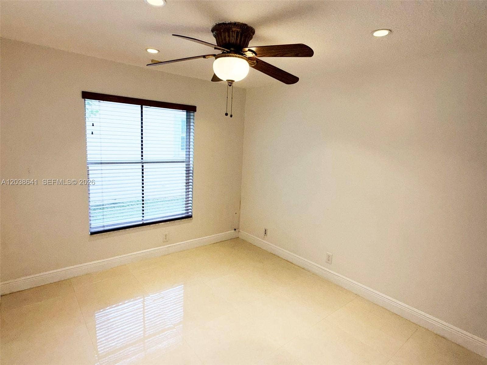 1212 Falls Boulevard, Weston, FL 33327 Photo 18