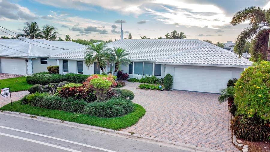 Property photo for 5721 Bayview Drive, Fort Lauderdale, FL