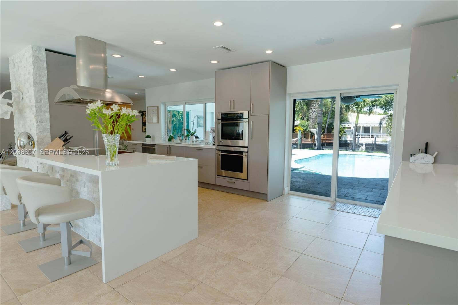 2711 NE 57th Court, Fort Lauderdale, FL 33308 Photo 6