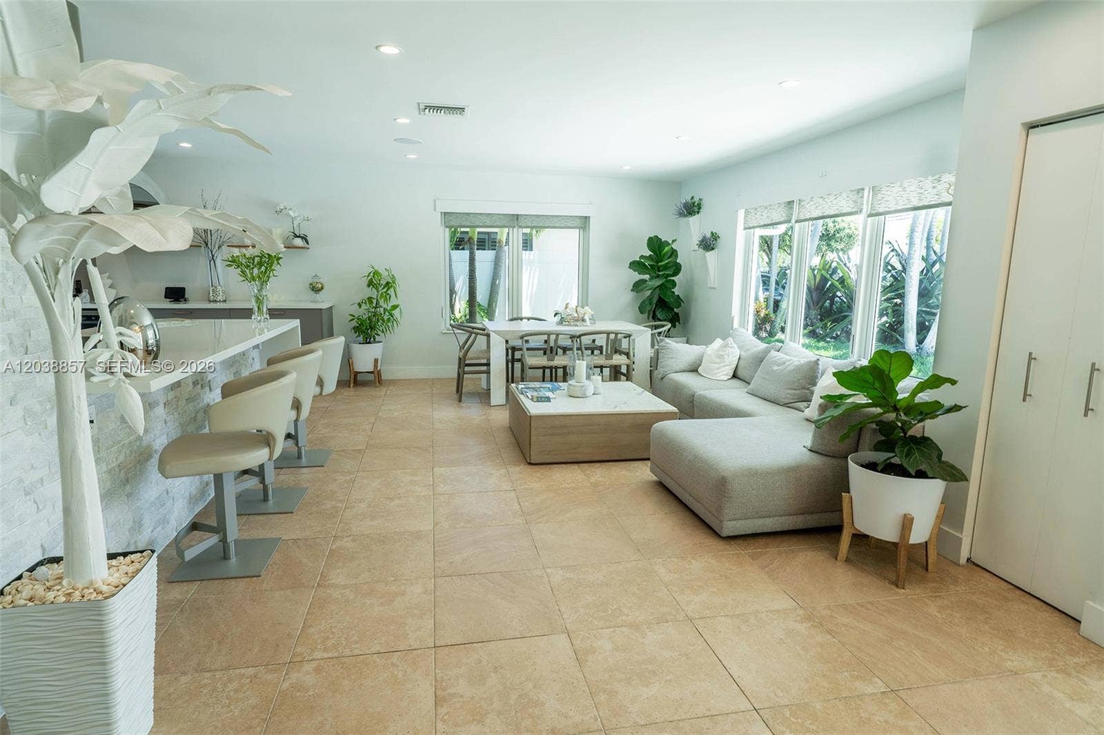 2711 NE 57th Court, Fort Lauderdale, FL 33308 Photo 3