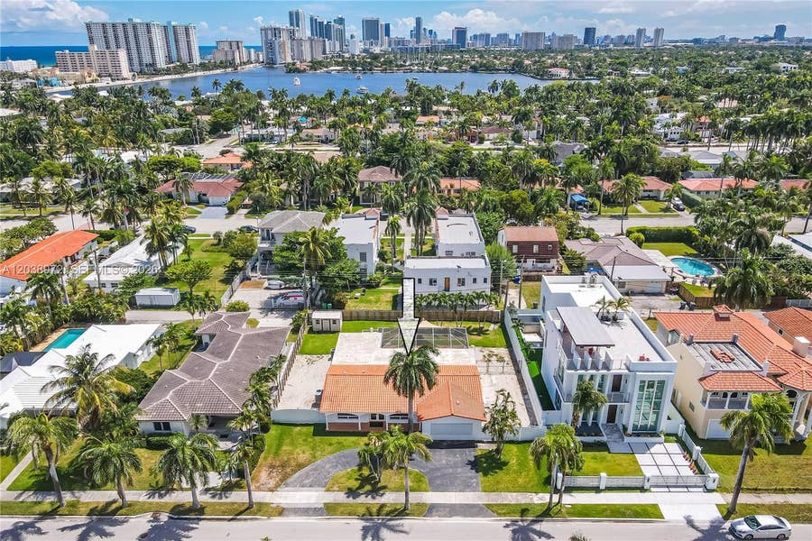 Property photo for 816 Polk Street, #1, Hollywood, FL