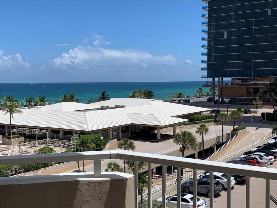 Property photo for 1950 S Ocean Drive, #4C, Hallandale Beach, FL