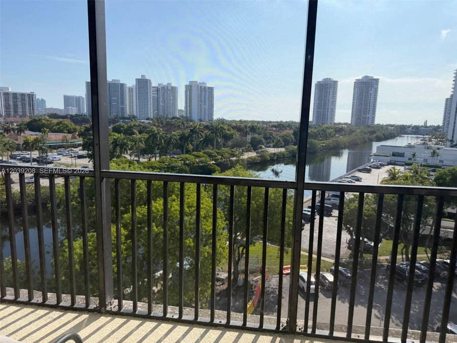 Property photo for 3475 N Country Club Drive, #816, Aventura, FL